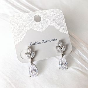 New! Bridal Drop Earrings